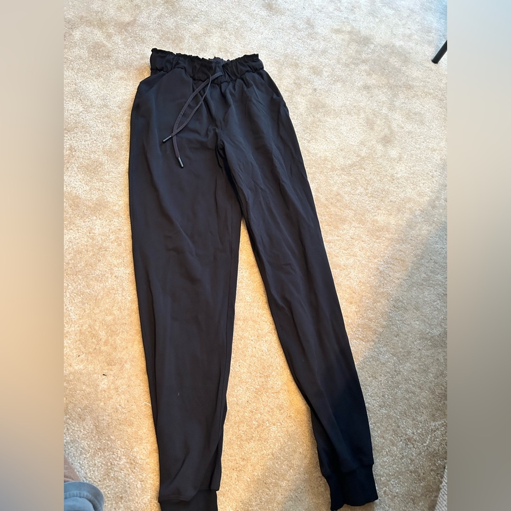 Lululemon joggers
